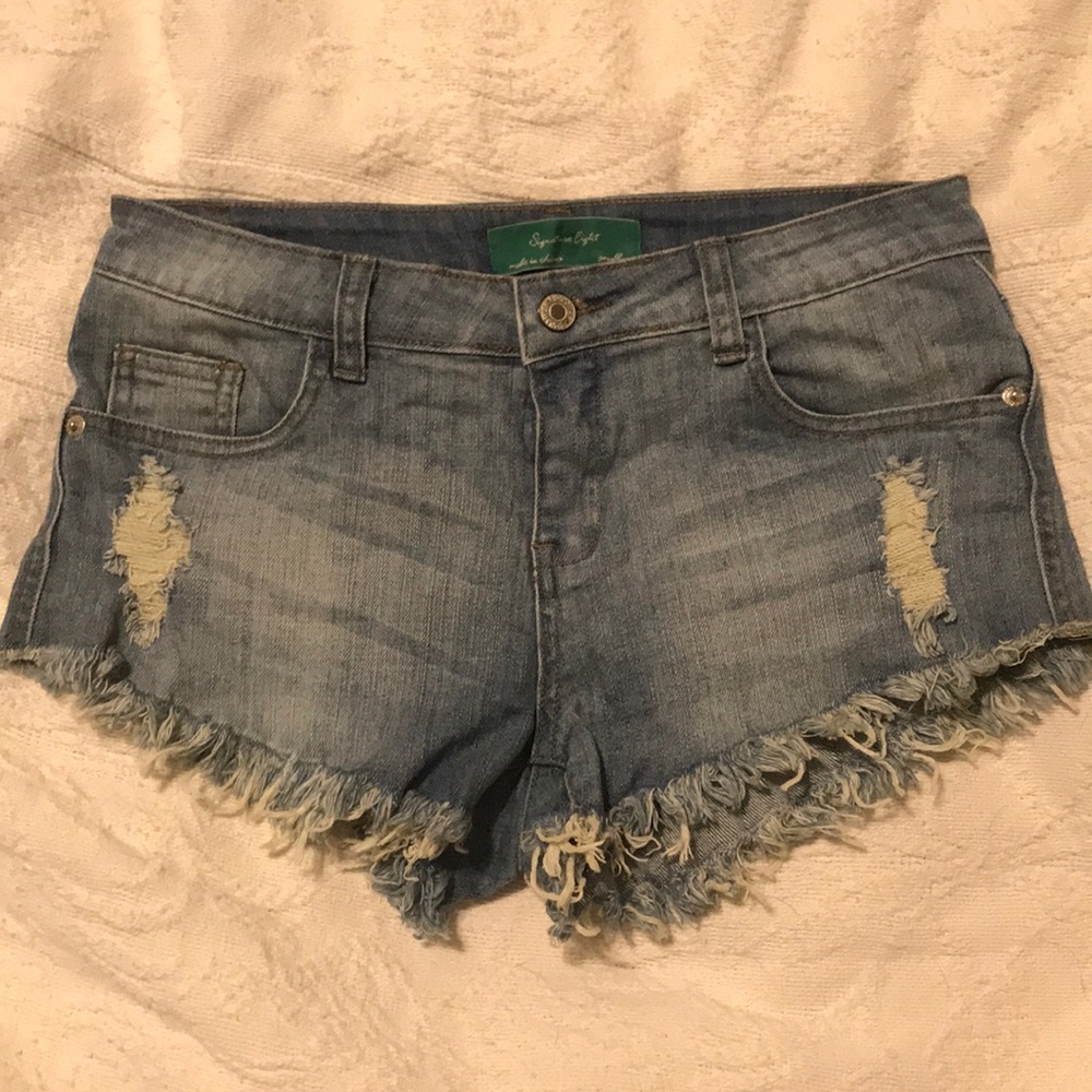 Signature eight shorts